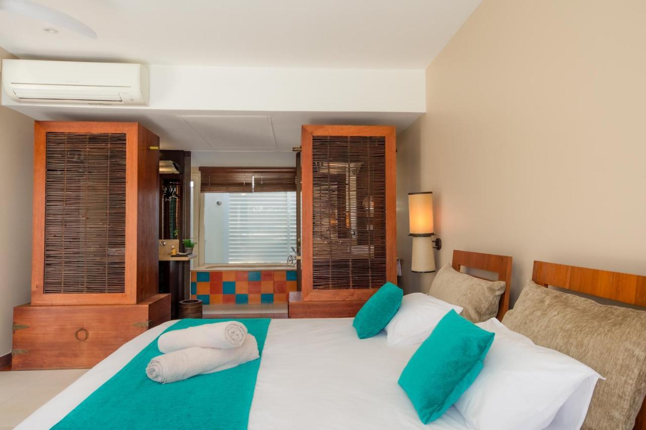 Suites Anagani Le Francois Exterior photo