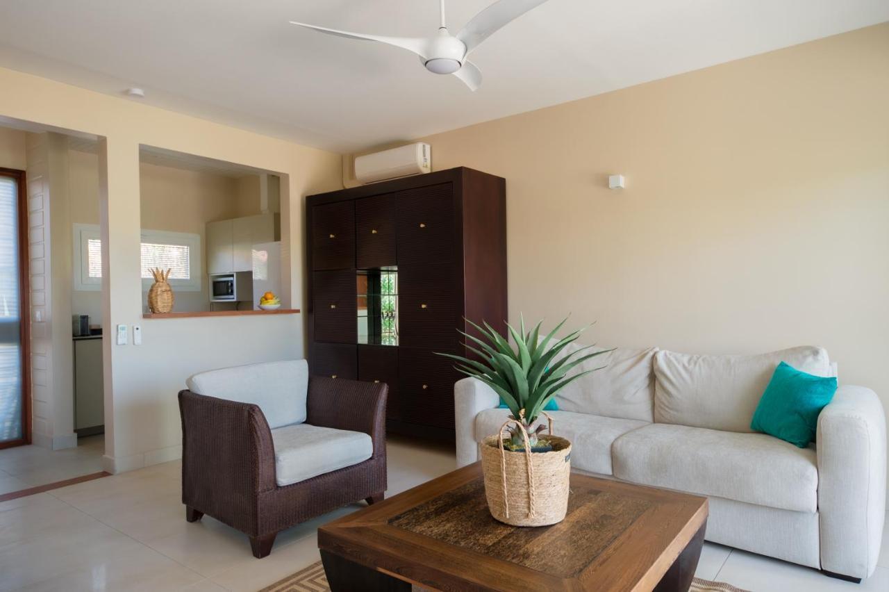 Suites Anagani Le Francois Exterior photo